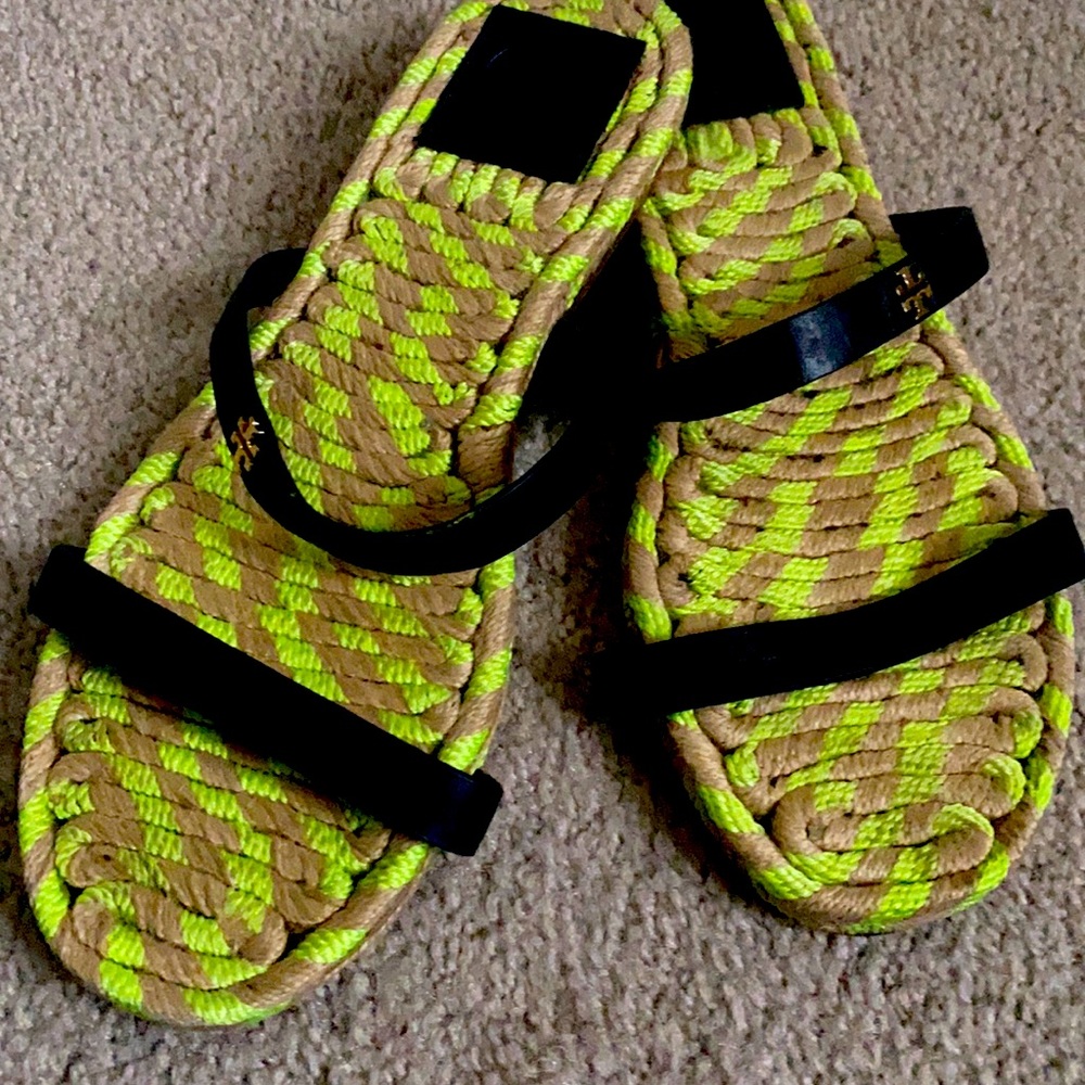 COPY - Tory Burch slides w/box size 6 comfy cozy.